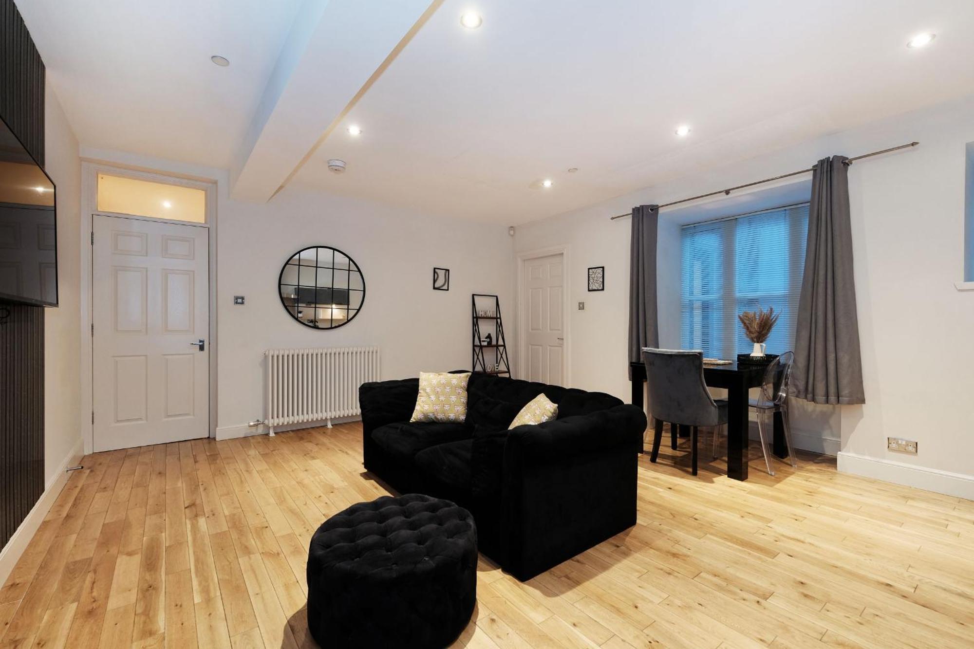 One Of A Kind Historic 3 Bedroom Apartment Aberdeen Zewnętrze zdjęcie